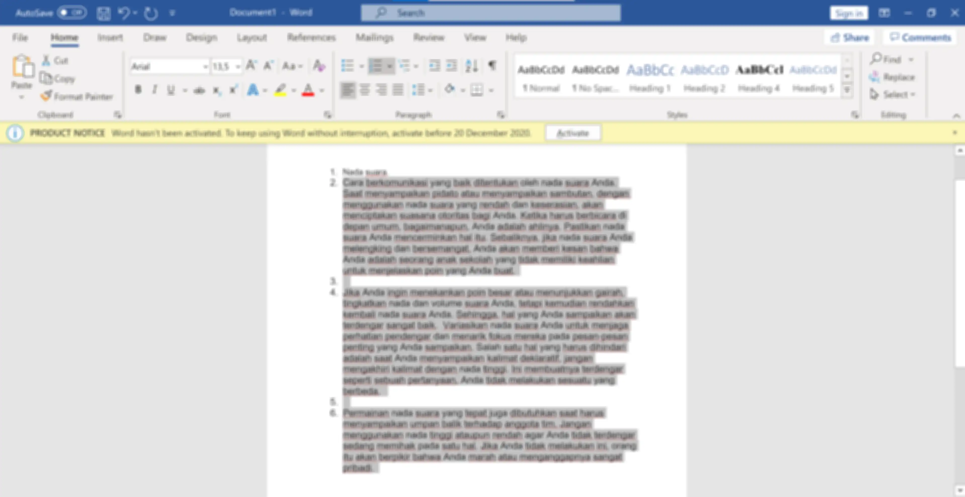 Ilustrasi cara merapikan teks di Microsoft Word.