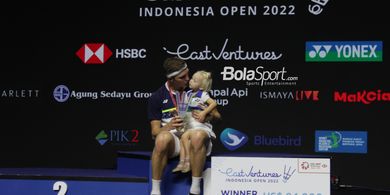 Kehangatan Viktor Axelsen Bersama Keluarga Berakhir, Berpisah dengan Istri di Tengah Upaya Comeback