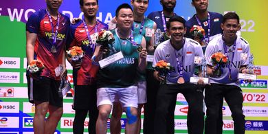 Bisikan Ahsan/Hendra kepada Pasangan Juara Dunia: Saya Punya 3 Ya