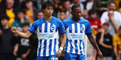 BURSA TRANSFER - Sama-sama Cari Bek Baru, Man United dan AC Milan Rebutan Bintang Brighton