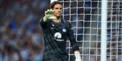 Cuma 4 Cm Lebih Tinggi dari Ernando Ari, Yann Sommer Buktikan Kiper Pendek Bisa Trengginas di Level Elite