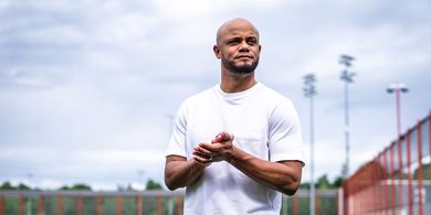 Piala Dunia Klub 2025 - Bayern Muenchen Didepak PSG, Vincent Kompany Ogah Kritik Pemainnya