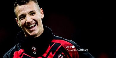 BURSA TRANSFER - Debutan Termuda Serie A Milik AC Milan di Ambang Pintu Keluar San Siro