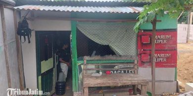 Sebelum Tendangan Kungfu, Fadly Alberto Sempat Viral karena Tinggal di Rumah yang Sederhana