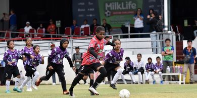 SDN Tempel dan SD Kristen Manahan Surakarta Pertahankan Titel Juara di MilkLife Soccer Challenge Solo Seri 2