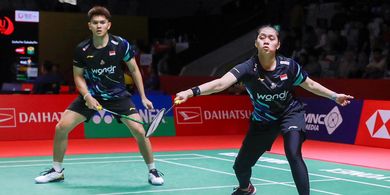 Hasil Thailand Open 2025 - Adnan/Indah Beri Kejutan Langsung Buat Ganda Campuran No.1 Dunia Angkat Kopor, Verrell/Lisa Terhenti