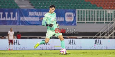 Tak Merasa Terancam dengan Emil Audero, Nadeo Argawinata Siap Ambil Ilmu dari Peraih Scudetto di Timnas Indonesia