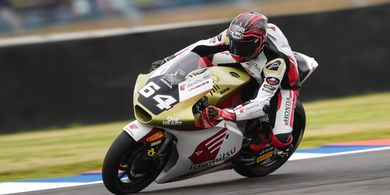 Hasil Kualifikasi Moto2 Spanyol 2025 - Mario Aji Start Posisi Ini, Manuel Gonzalez Amankan Pole Position di Menit-menit Akhir