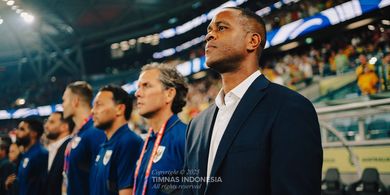 Mantan Pemain Arsenal Bela Patrick Kluivert Usai Timnas Indonesia Dibantai Australia