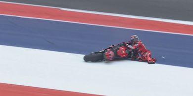 Efek Duel Lawan Bagnaia? Bos Ducati Bahas Penyebab 2 Crash Krusial Marc Marquez di MotoGP 2025