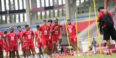 Update Lengkap Bursa Transfer Liga 1 - Pemain Kedua Membelot dari Persib ke Dewa United, Malut United Lepas 22 Nama
