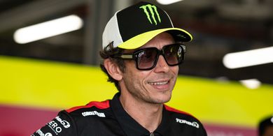 Valentino Rossi Sibuk di MotoGP Qatar 2025, The Doctor Tunjukkan Kapasitasnya