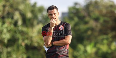 BREAKING NEWS - Buntut Hasil Buruk, Persija Resmi Pecat Carlos Pena