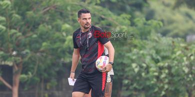 Pecat Carlos Pena, Persija Justru Terancam Finish Lebih Jelek dari Musim Terburuk Thomas Doll