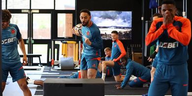 Wolves Sudah Aman di Premier League, Pelatih Ajak Justin Hubner Berlatih Bareng Bintang Tim Utama