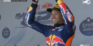 Beda Nasib Pembalap Indonesia di MotoGP Spanyol: Veda Finis Ketiga dari Posisi Start 15, Mario Aji Merana karena Cedera