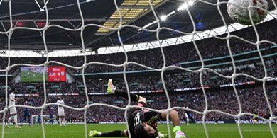 Kiper Terbaik Dunia Dikecewakan Pertahanan, Crystal Palace ke Final Piala FA Lagi setelah 9 Tahun