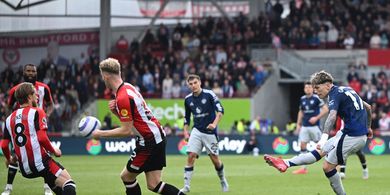 Hasil Liga Inggris - Man United Mode Lokal Hancur di Kandang Brentford, Gol Super Junior Lionel Messi Sia-sia