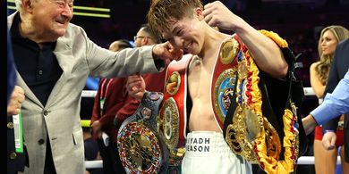 Hasil Tinju Dunia - Sempat Dibuat Rasakan Dinginnya Kanvas, Naoya Inoue Habisi Ramon Cardenas