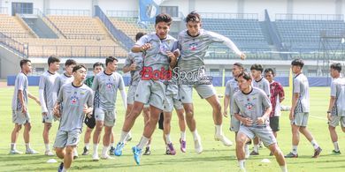 Kakang Rudianto Ungkap Kejeniusan Bojan Hodak hingga Kesan Back-to-Back Juara Bersama Persib