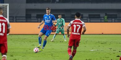 Persija dan Klub Belanda Berminat Datangkan Bek Persib Nick Kuipers