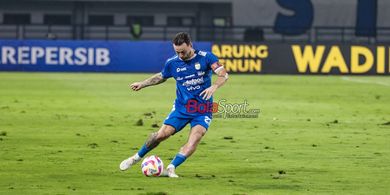 Marc Klok Bertekad Bawa Persib Tuntaskan Liga 1 dengan Kalahkan Persis Solo