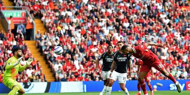 Hasil Liga Inggris - Liverpool Tak Jadi Menang di Menit 97, Arsenal Bangkit Membayar 2 Gol di Kandang Juara