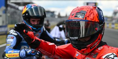 MotoGP Prancis 2025 - Marc Marquez Puji Adik Sendiri Tak Pernah Gagal di Depan Dani Pedrosa Usai Sering Finis 1-2