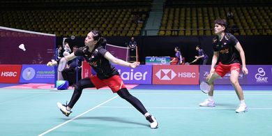 Hasil Thailand Open 2025 - Adnan/Indah Beri Kejutan Langsung Buat Ganda Campuran No.1 Dunia Angkat Kopor, Verrell/Lisa Terhenti