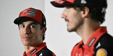 MotoGP Inggris 2025 - Marc Marquez Diuntungkan Kebijakan Ducati daripada Francesco Bagnaia