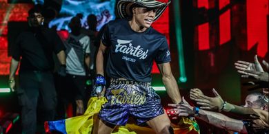 ONE Championship – Johan Estupinan Punya Gaya Tarung Eksentrik karena Gabungkan Dansa dan Muay Thai