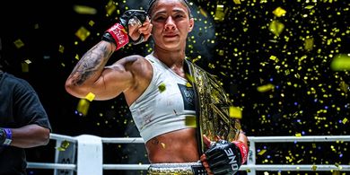 ONE Championship - Tak Puas Cuma Jadi Ratu Muay Thai, Allycia Rodrigues Bidik Sabuk MMA