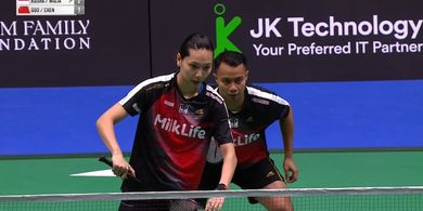 Hasil Singapore Open 2025 - Momentum 20-18 Lenyap, Rehan/Gloria Tumbang dari Juara All England yang 2 Minggu Beruntun Selalu Kalah dari Ganda Campuran Indonesia