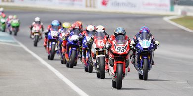Pembalap Astra Honda Sapu Bersih Podium Pertama di ARRC Sepang