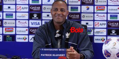 Lawan China, Patrick Kluivert Nilai Momen Besar Bisa Berdiri di GBK yang Penuh dengan Dukungan Suporter