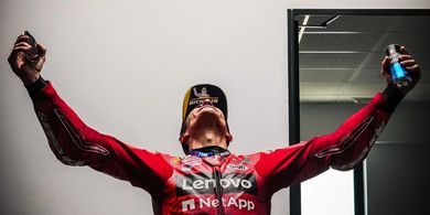 MotoGP Aragon 2025 - Kesombongan Marc Marquez di Depan Dani Pedrosa Terbayar dengan Kemenangan Sempurna