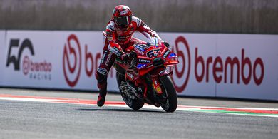 MotoGP Belanda 2025 - Bukan Cari-cari Alasan, Lorenzo Sebut Kesulitan Bagnaia Bisa Jadi karena Terlalu Sensitif Soal Teknis