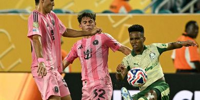 Piala Dunia Klub 2025 - Dulu Mainkan Lionel Messi di Gim, Kini Wonderkid Chelsea Bertukar Jersei dengan Sang Idola dan Nyaris Pingsan