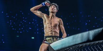Tak Lagi Jadi Juara Interim, Nabil Anane Naik Pangkat Jadi Juara Dunia Sejati Muay Thai ONE Championship