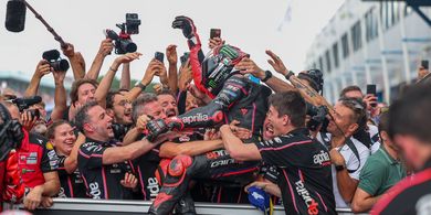 Marco Bezzecchi Cahaya Aprilia, Murid Valentino Rossi Selalu Angkat Pabrikan Noale Setiap Kali Jorge Martin Bikin Prahara