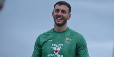 Kata-kata Kiper Persib Adam Przybek Usai Jalani Latihan Perdana