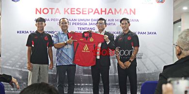 Logonya Hadir di Depan Jersey, Persija Dapat Dana Segar Hingga Empat Tahun ke Depan