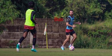 Tak Anggap Remeh Liga 1, Jordi Amat Fokus Bangun Mentalitas Menang di Persija