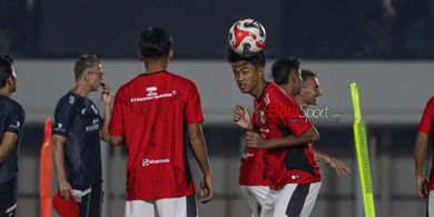 Timnas U-23 Indonesia - Bek Persib Tertua Nomor Dua, Jens Raven Salah Satu Pemain Paling Junior