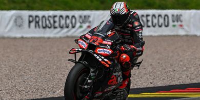 MotoGP Jerman 2025 - Solidaritas Sesama Murid Rossi, Bezzecchi Buntuti Bagnaia dan Tak Lupa Beri Kredit