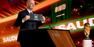 Jelang Drawing Putaran 4, Blatter Kecam FIFA Tunduk ke Arab Saudi