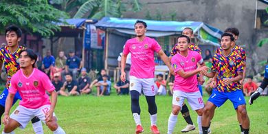 Diperkuat Banyak Mantan Pemain Timnas Indonesia, 168 FC Menangkan Derbi Tarkam di Bina Jaya Cup 2025