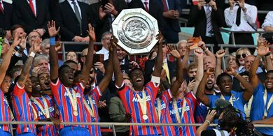 Persetan Liga Europa, UEFA Rugi Tidak Masukkan Crystal Palace Si Penakluk Man City dan Liverpool