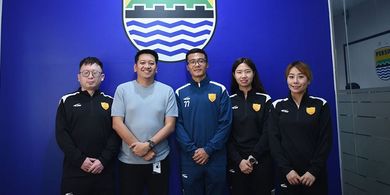 Tak Hanya Berebut Tiket ACL 2 2025/2026, Bos Manila Digger Ingin Belajar dari Persib