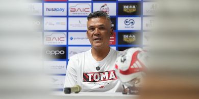 Satu-satunya Juru Taktik Lokal Jadi Pelatih Terbaik Pekan Pertama Super League, Hendri Susilo Dedikasikan untuk Seluruh Tim Malut United